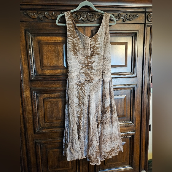 Jonathan Martin Studios Dress - Picture 3 of 4